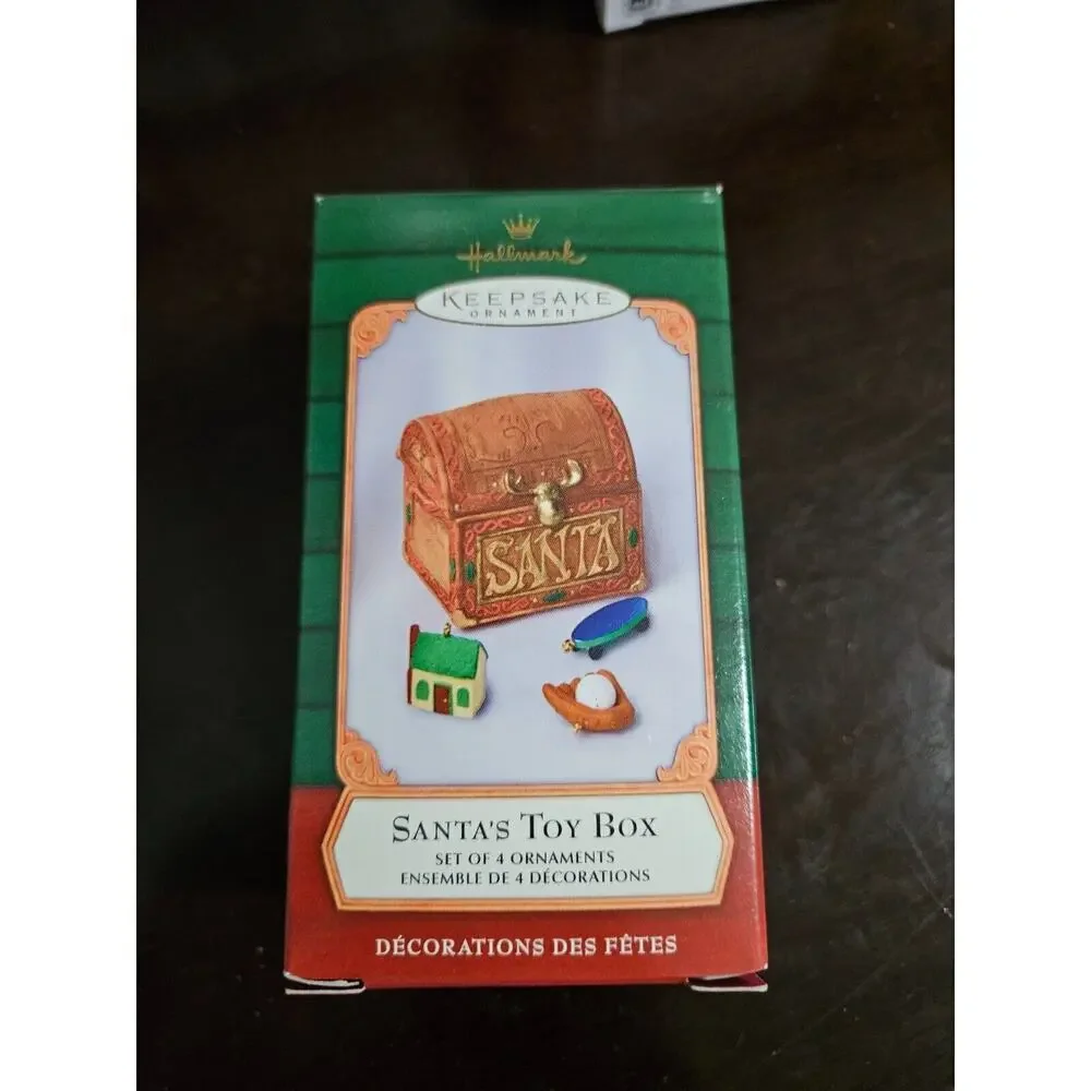 Hallmark Keepsake SANTA'S TOY BOX Chest & Toys Christmas Ornament 2001 With Box